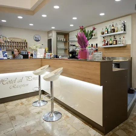 Al Ponte ホテル 3*